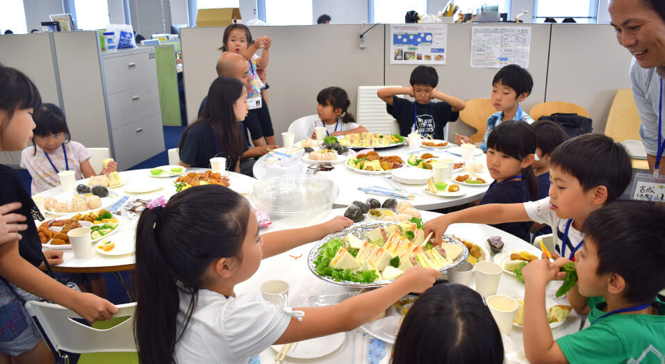 Children enjoying lunch party